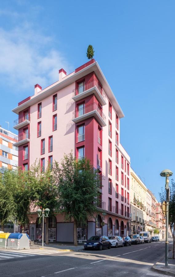 Apartment Tgna Reial 1